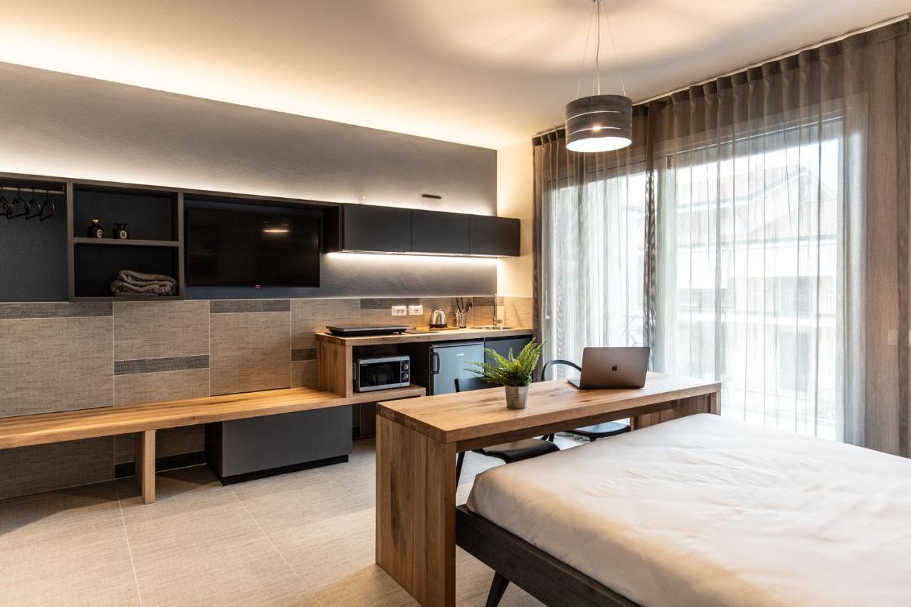 Sei Garda Apartments Пескьера-дель-Гарда Экстерьер фото